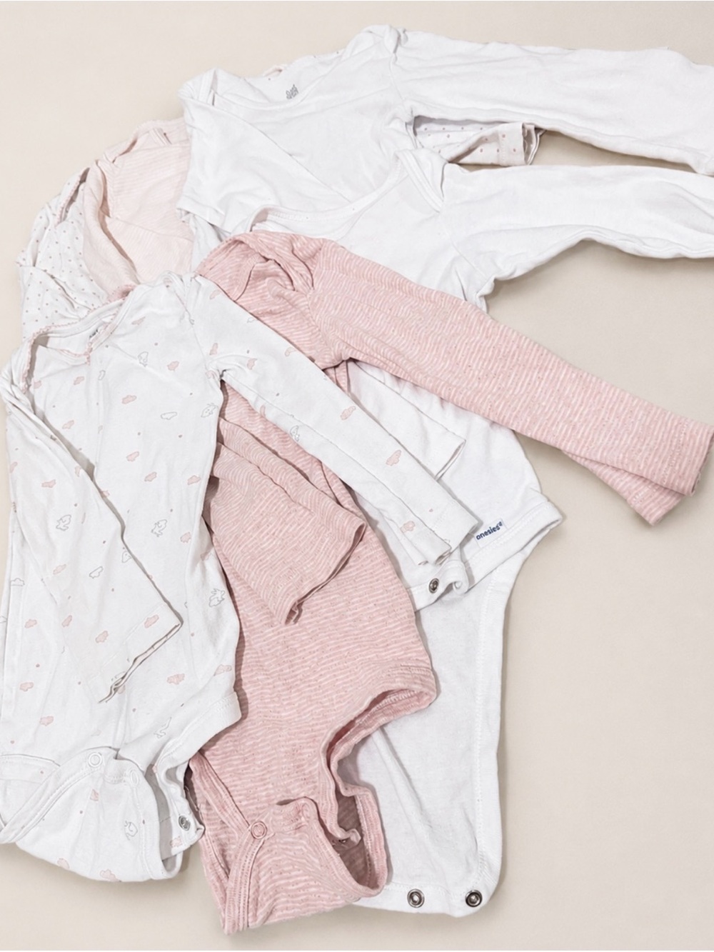 Girls long sleeve onesies 24M 2T bundle 7